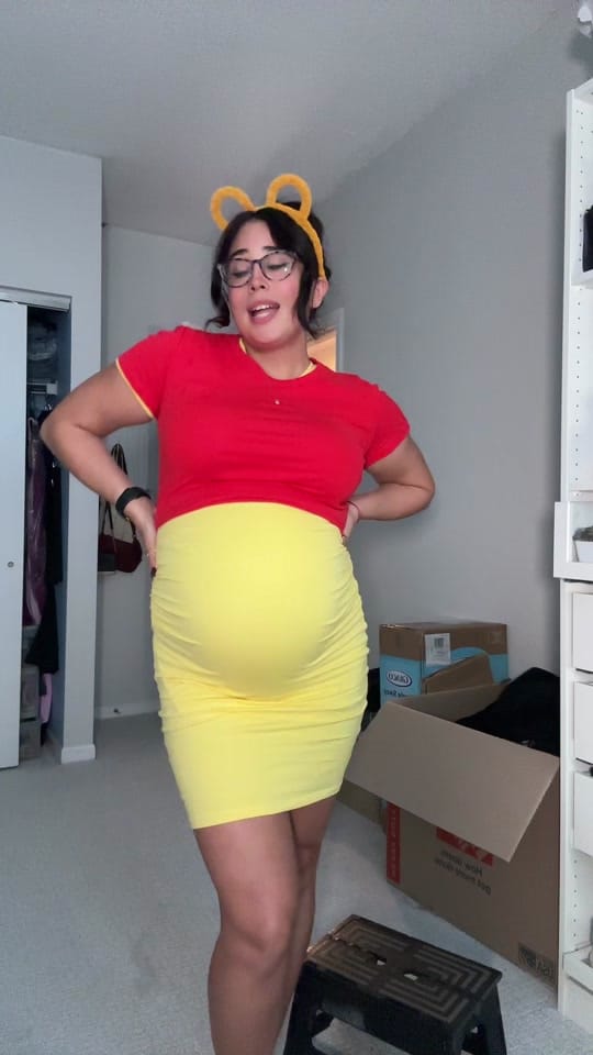 Post 2 by maestra_medrano3 on TikTok (video)