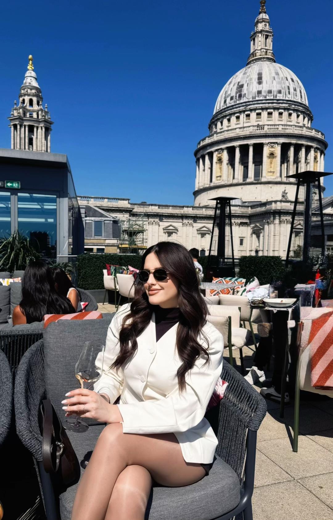 Post 8 by Lana in London 🇬🇧 on TikTok (video)