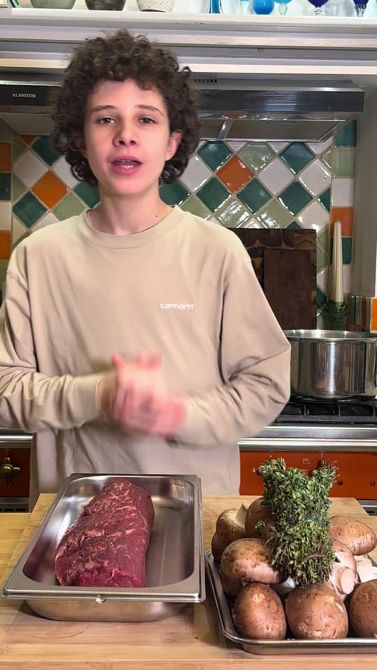 Post 6 by leonard_cooks on TikTok (video)