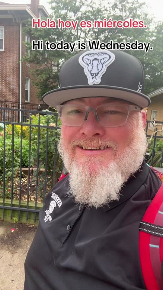 Post 2 by Profe Denham on TikTok (video)