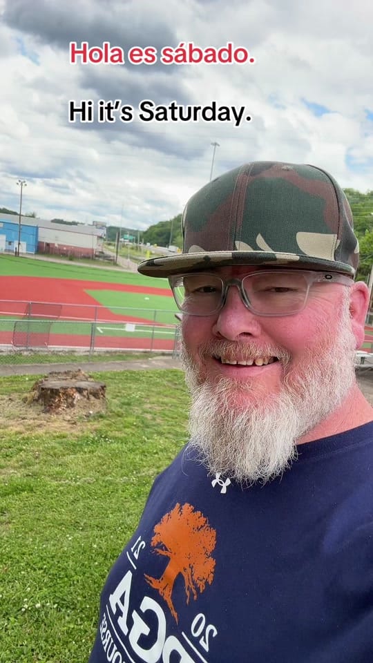 Post 6 by Profe Denham on TikTok (video)