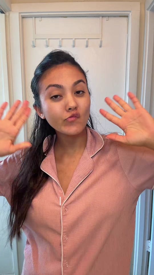 Post 6 by Yasmine Gordon on TikTok (video)