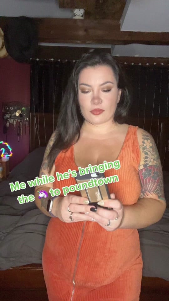Post 6 by cuntsuelaaa 🍍 on TikTok (video)