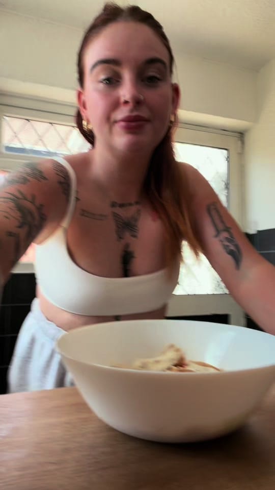 Post 2 by Life with Ell 🐻 on TikTok (video)