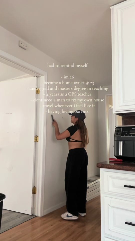 Post 4 by melissa🍎 on TikTok (video)