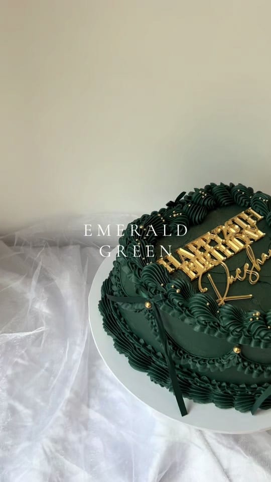 Post 2 by enobakes on TikTok (video)