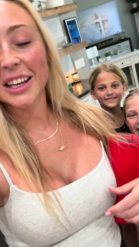 Post 6 by Matison Burke on TikTok (video)