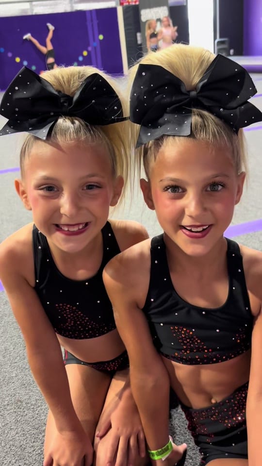 Post 1 by Matison Burke on TikTok (video)