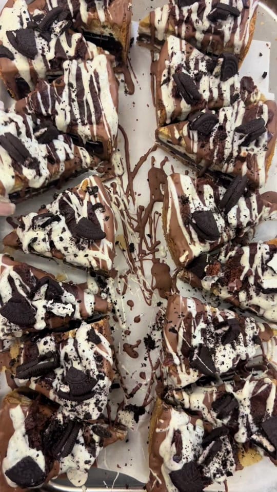 Post 5 by Elle’s Bakery 🍪 on TikTok (video)