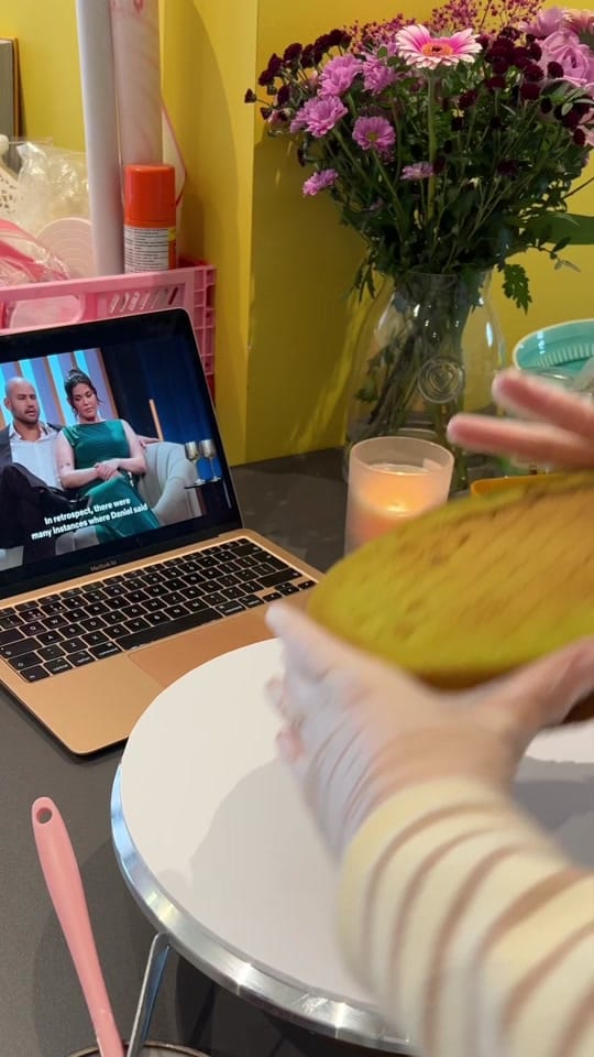 Post 1 by Serena / paulena’s bakery 🍞🌹 on TikTok (video)