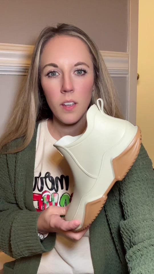 Post 4 by Hannah Cummings✨ on TikTok (video)