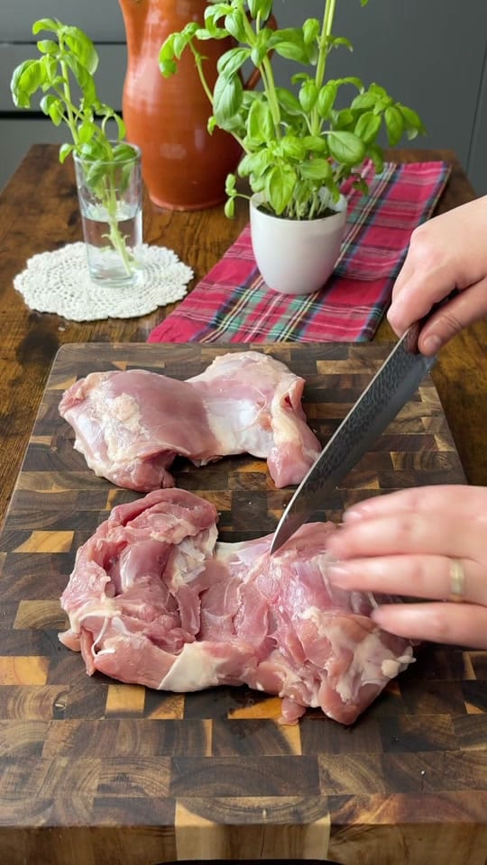 Post 5 by Ella Cooking on TikTok (video)