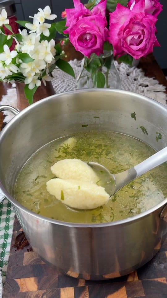 Post 1 by Ella Cooking on TikTok (video)