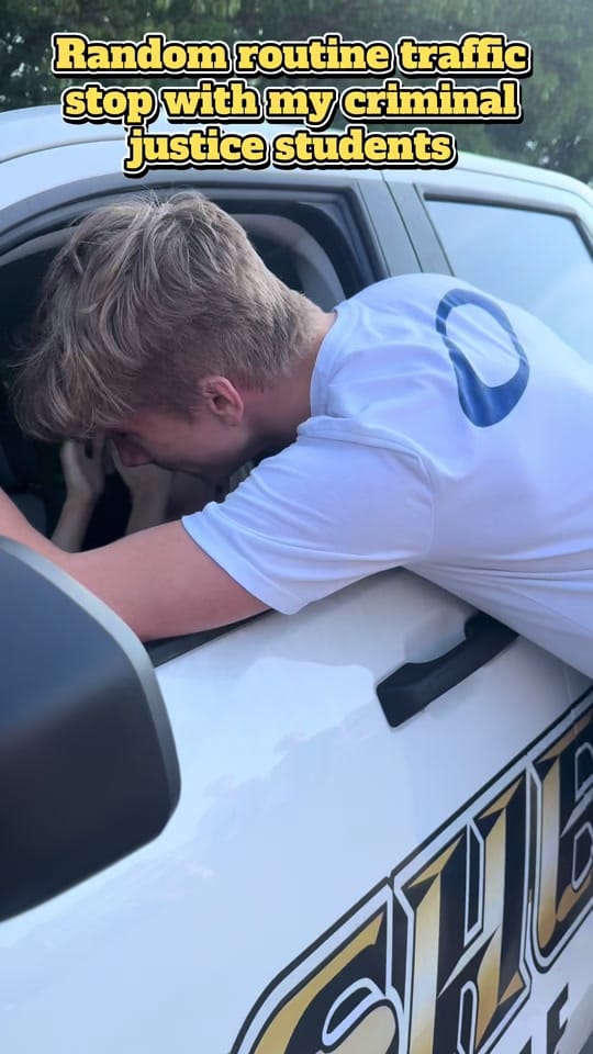 Post 2 by Tobey Alonso on TikTok (video)