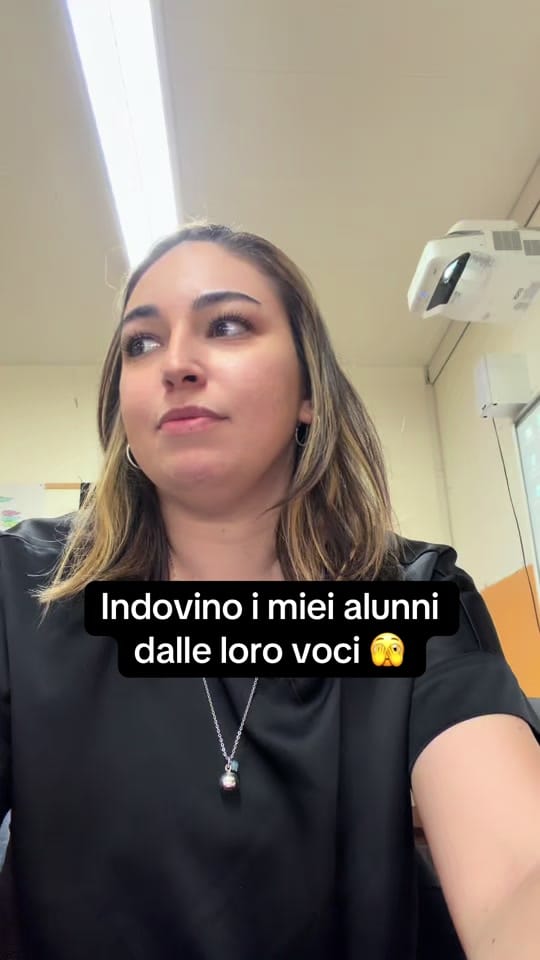 Post 1 by Maestra Elenissima on TikTok (video)