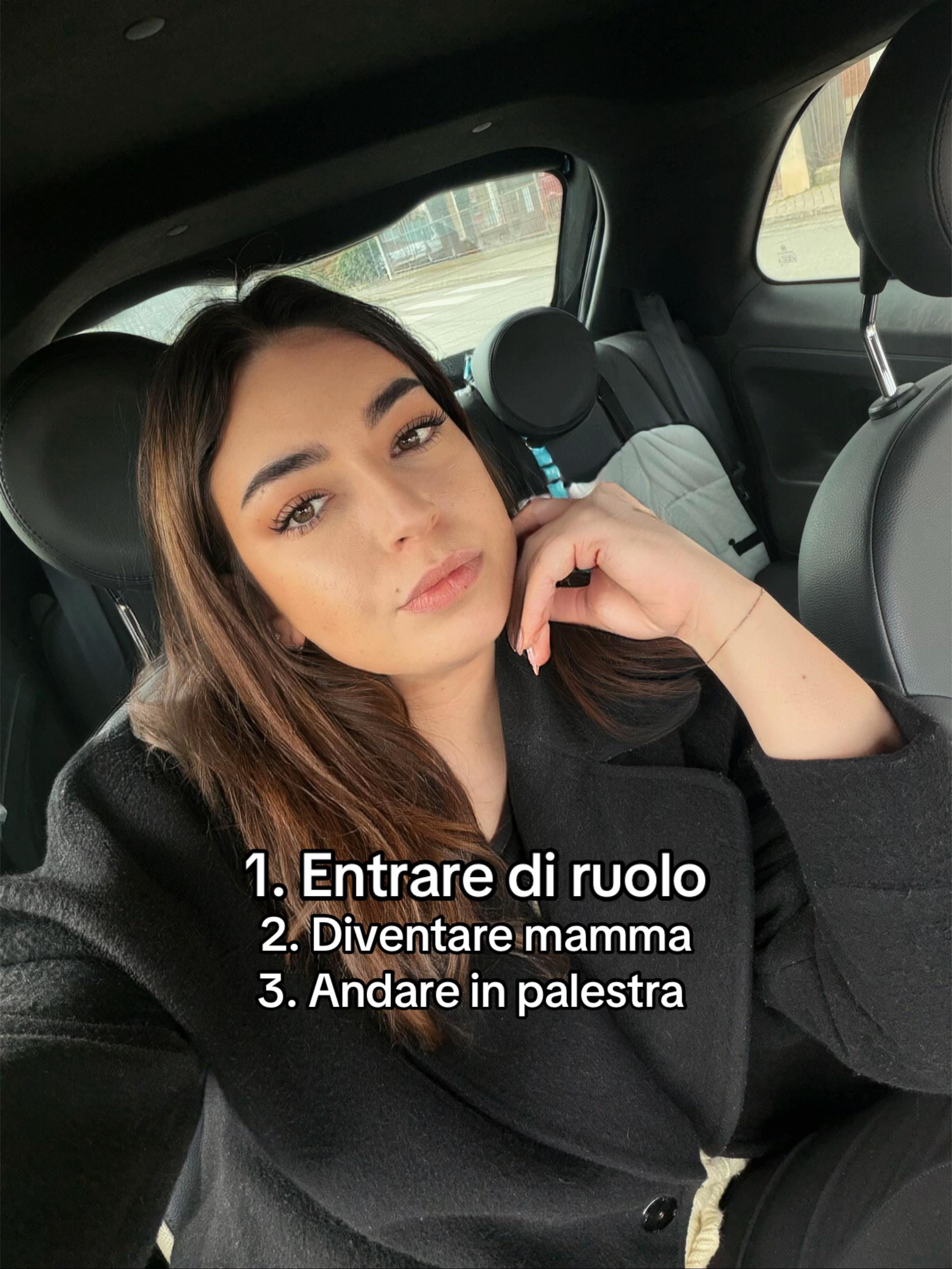 Post 6 by Maestra Elenissima on TikTok (video)