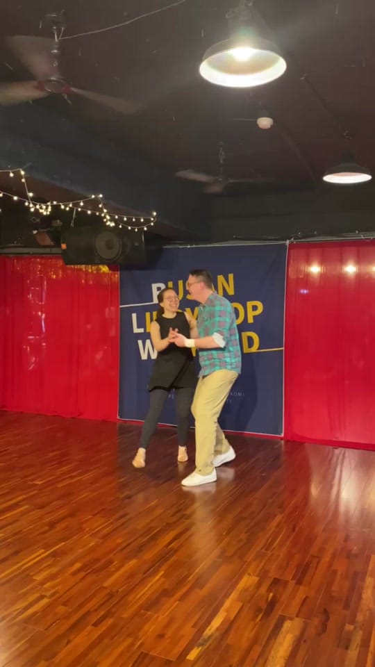 Post 1 by Peter and Naomi on TikTok (video)