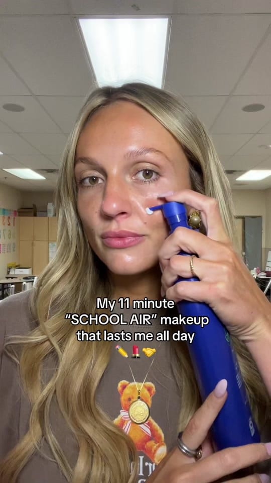 Post 8 by Rebecca Gordon on TikTok (video)