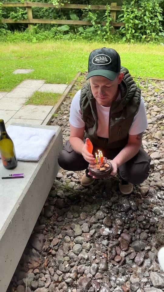 Post 1 by Laszlo Steiner on TikTok (video)