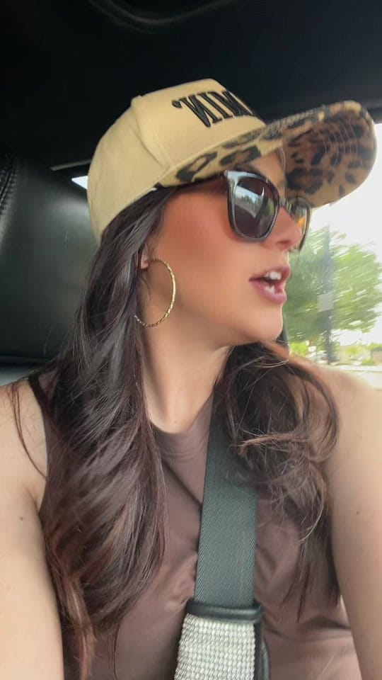 Post 2 by Angelique on TikTok (video)