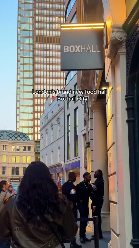 Post 3 by Sindi | Travel Girl on TikTok (video)