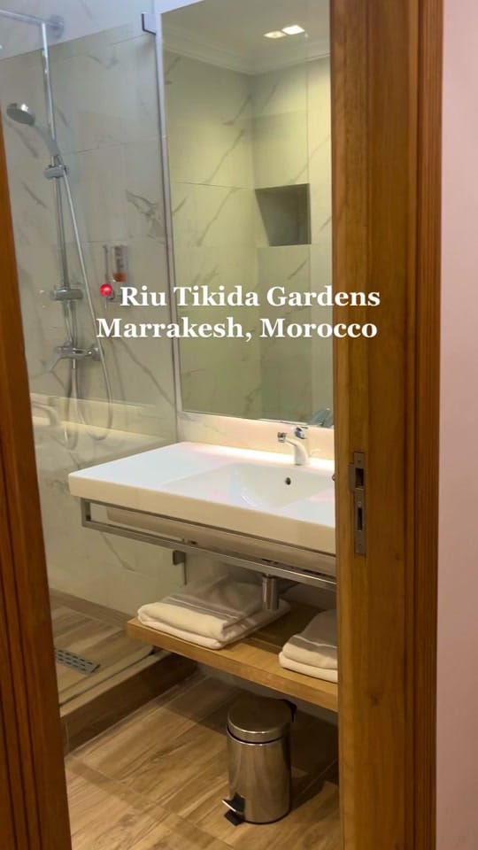 Post 8 by Sindi | Travel Girl on TikTok (video)