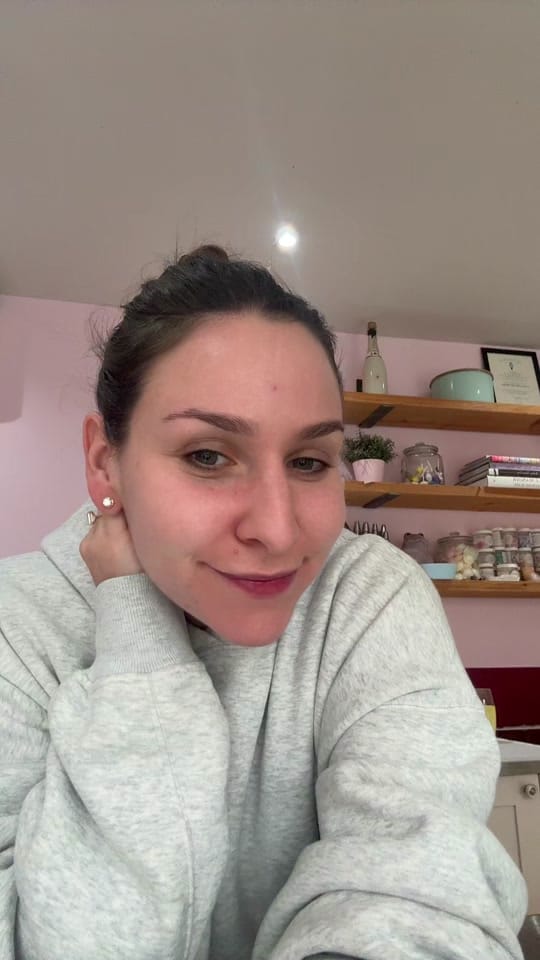 Post 6 by Lauren on TikTok (video)