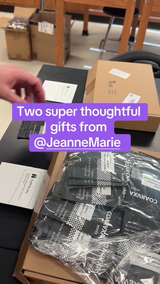Post 1 by Kelly Stephens 🧑‍🔬🧪 on TikTok (video)