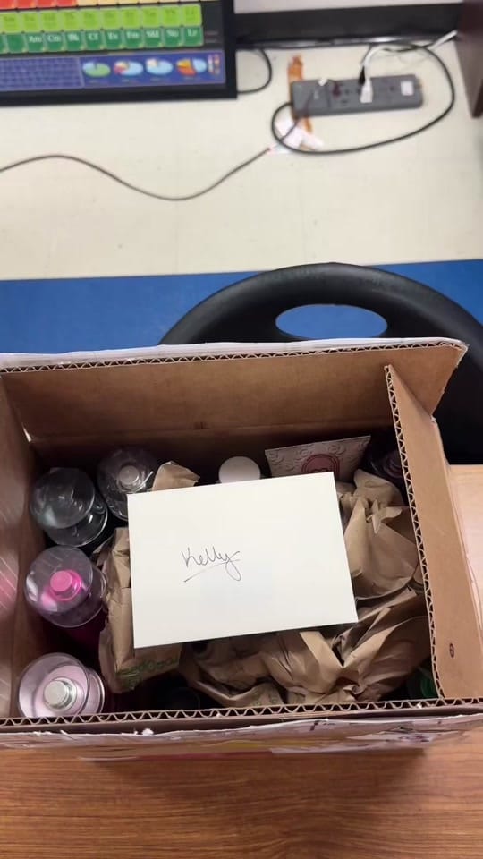 Post 7 by Kelly Stephens 🧑‍🔬🧪 on TikTok (video)