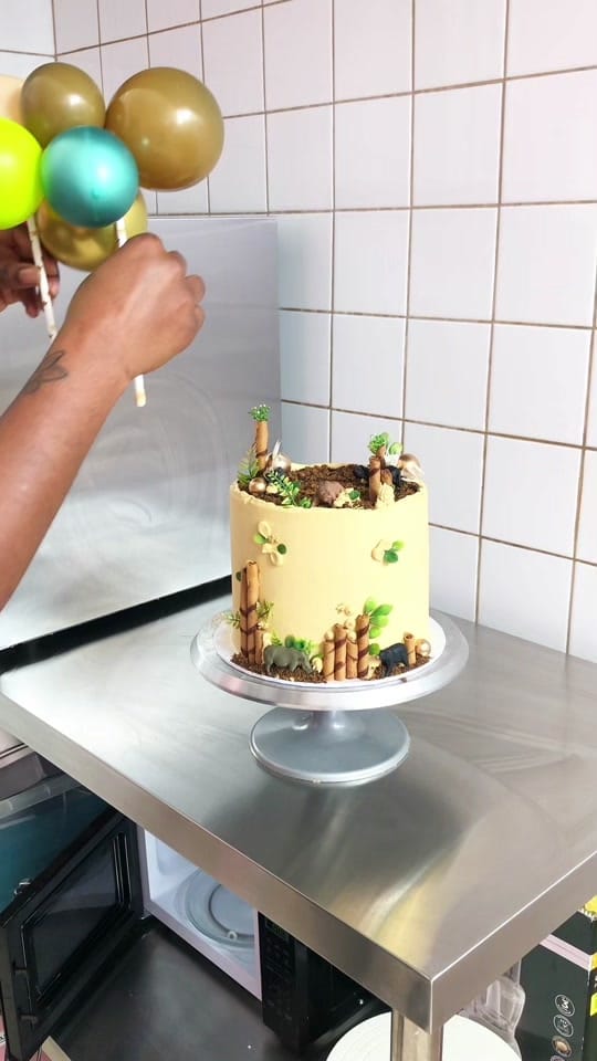 Post 2 by MARBLE + MILK BAKERY on TikTok (video)
