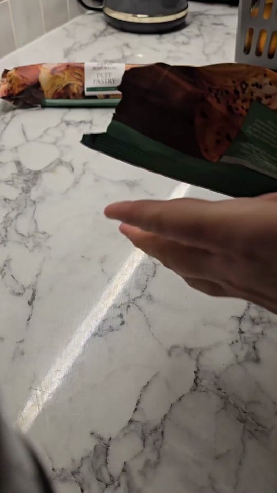 Post 10 by Saima on TikTok (video)