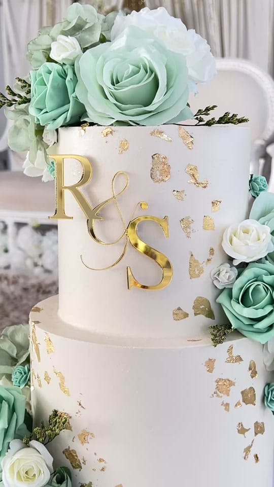 Post 3 by monibakes_ on TikTok (video)