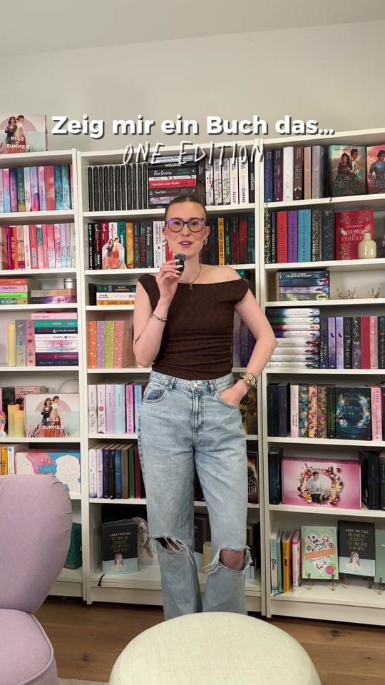 Post 8 by Maysbooks | booktok 🤎🎀 on TikTok (video)