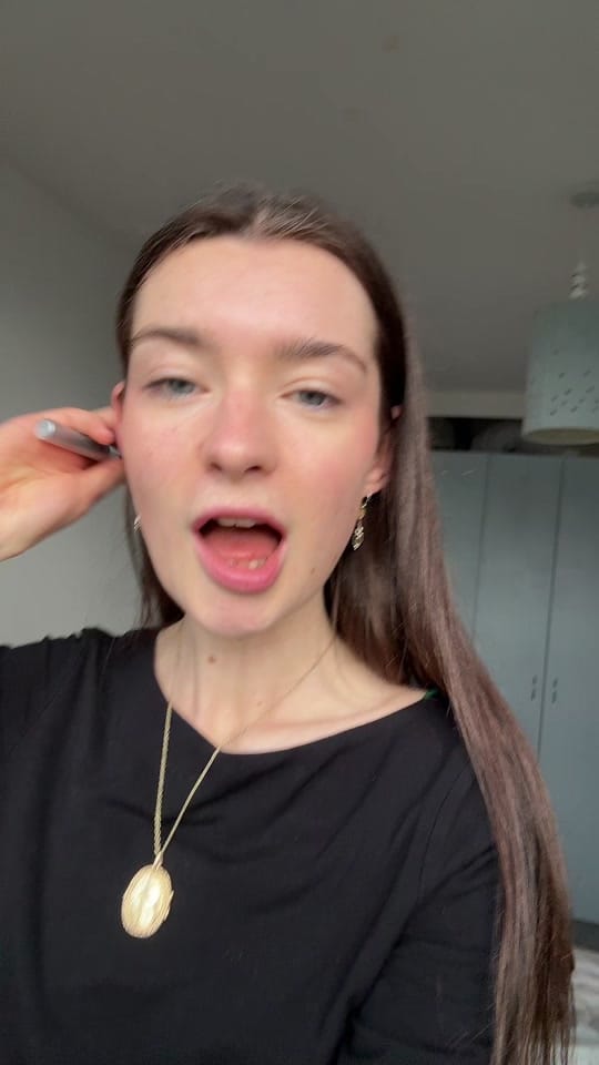 Post 5 by Imogen Casey on TikTok (video)