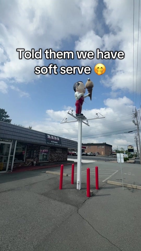 Post 7 by Eskimo King 🍦 on TikTok (video)