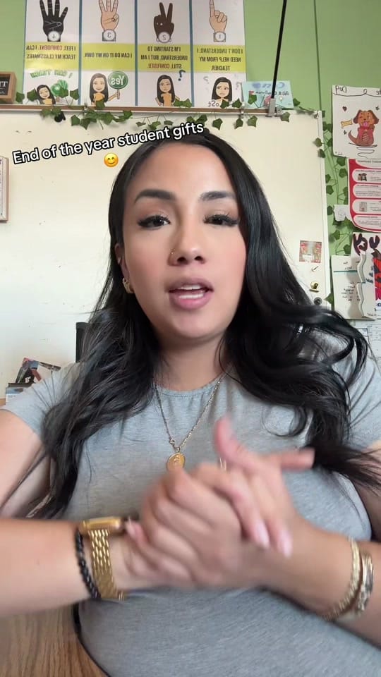Post 5 by Ms.GalvanMeza on TikTok (video)