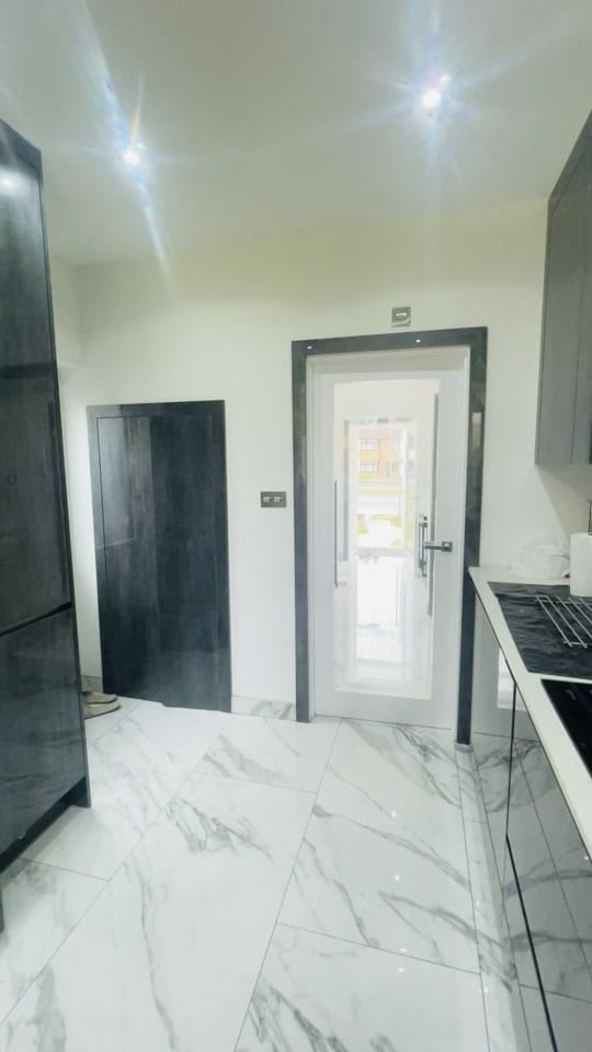 Post 8 by Singhinwhite on TikTok (video)