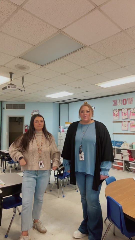 Post 2 by Skye + Karley on TikTok (video)