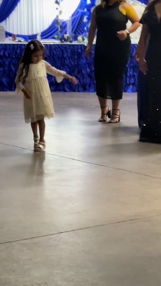 Post 8 by Vanessa Aguilar on TikTok (video)