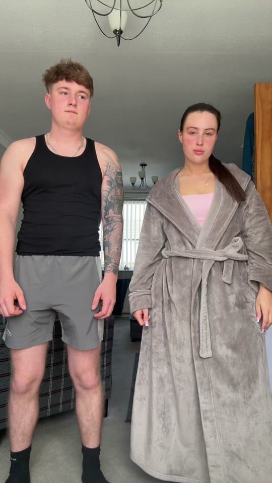Post 2 by Chels on TikTok (video)