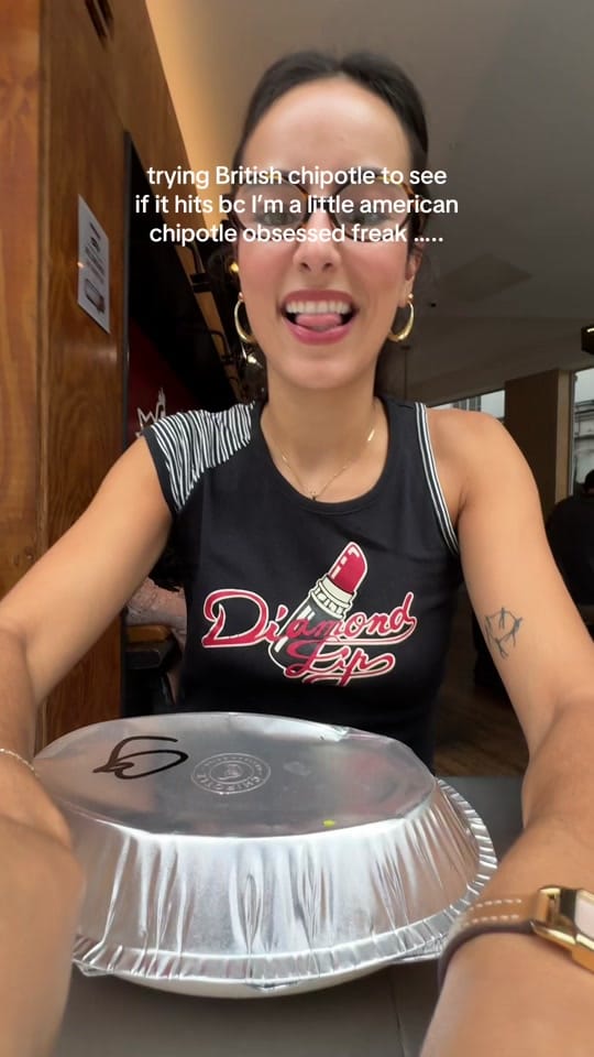 Post 5 by fia on TikTok (video)