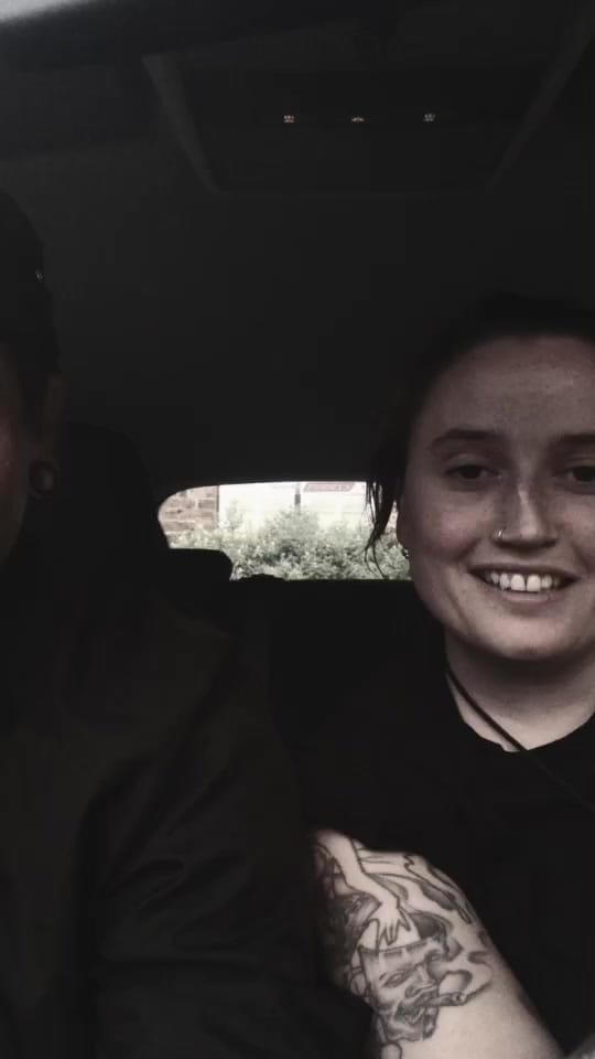 Post 4 by Holly Batterbee on TikTok (video)