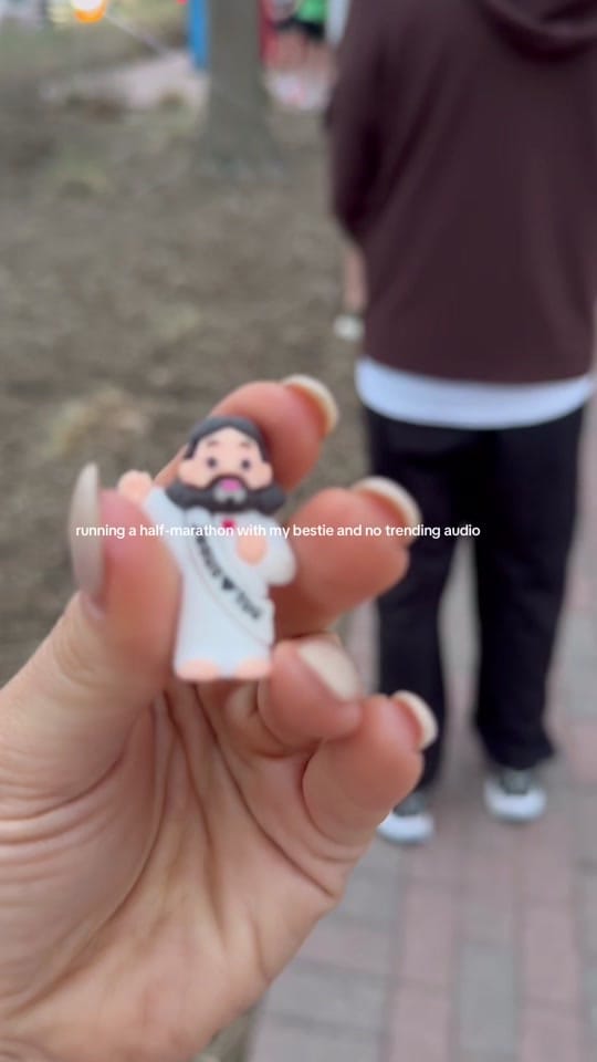 Post 1 by Riley on TikTok (video)