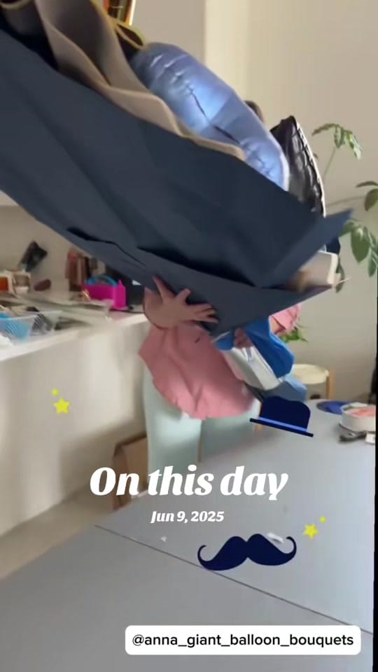 Post 7 by Anna Giant Balloon Bouquets on TikTok (video)
