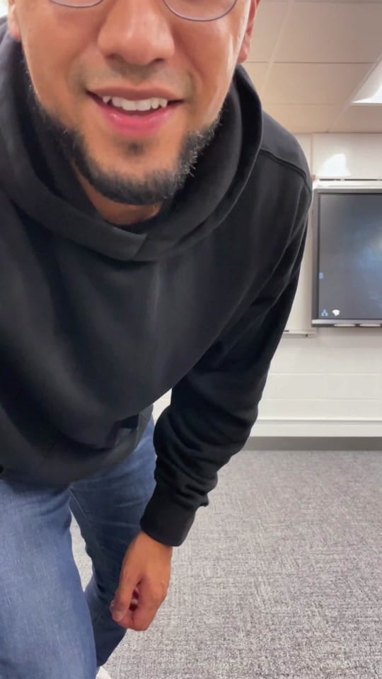Post 9 by mr.dmarin on TikTok (video)