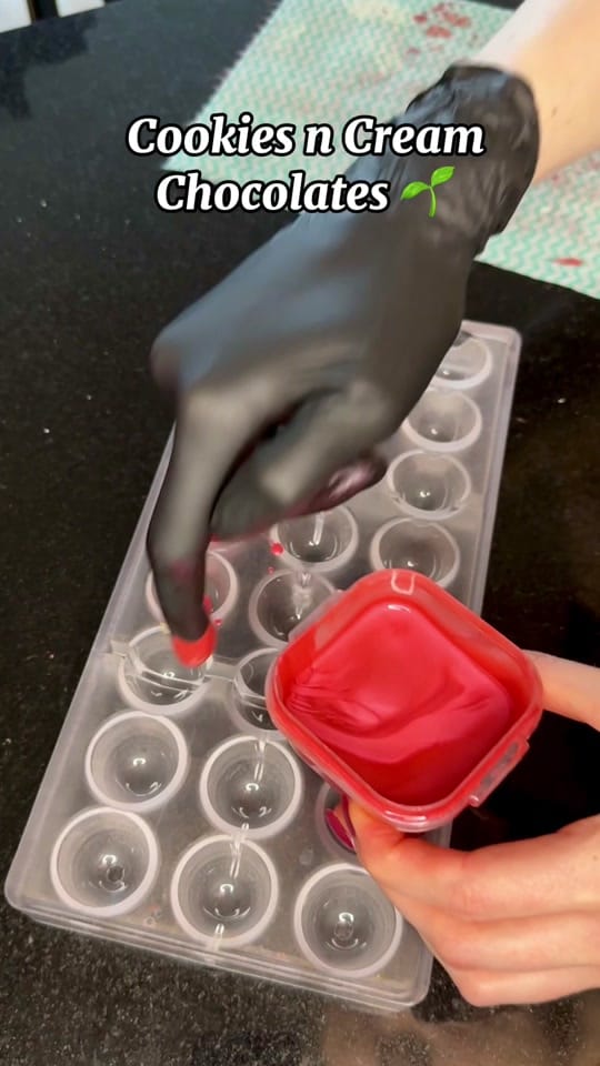 Post 4 by Handmade Vegan Chocs 🍫🌱 on TikTok (video)