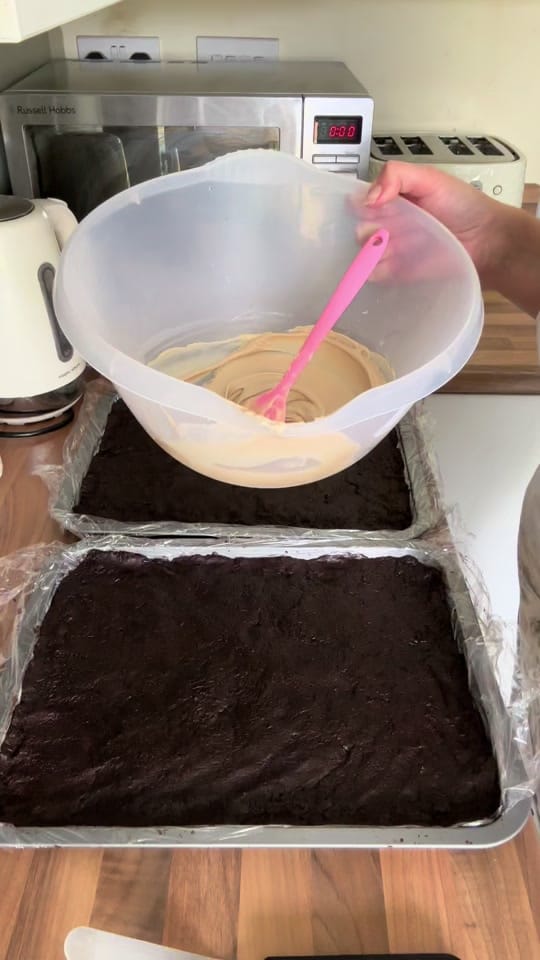 Post 7 by Rebecca-Yorkshire Girls Bakes on TikTok (video)