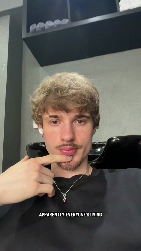 Post 3 by Con on TikTok (video)