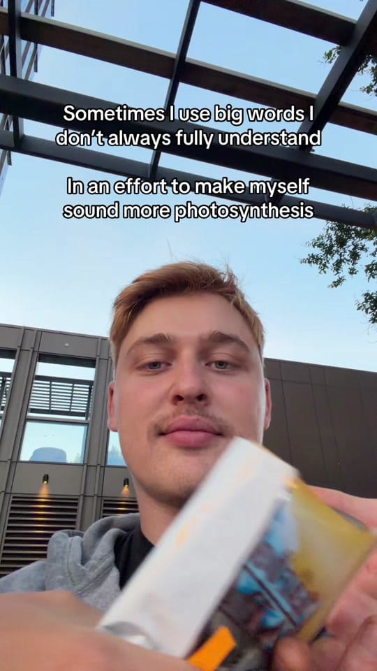 Post 10 by Sava on TikTok (video)