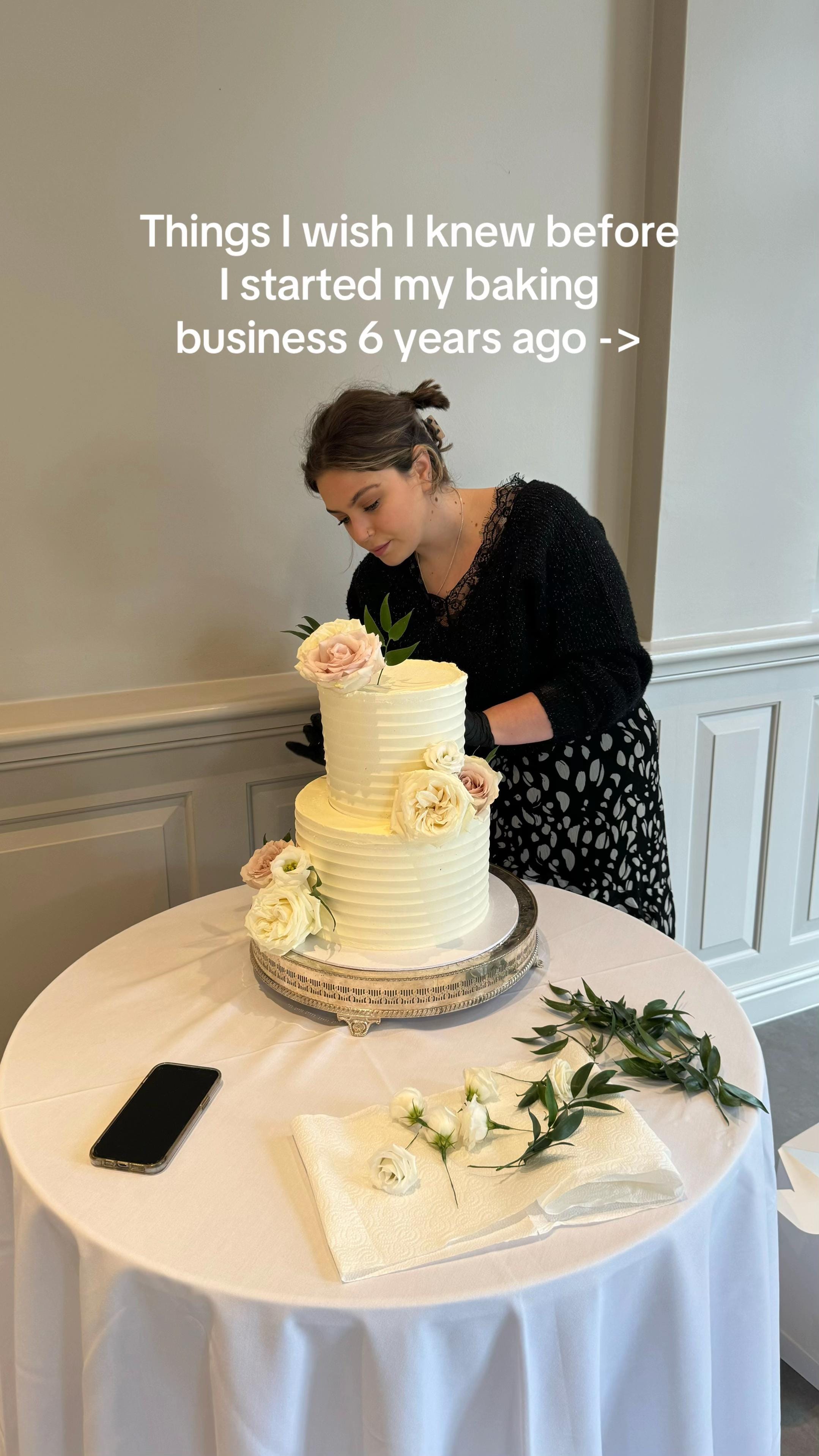 Post 5 by Paisleyscakes on TikTok (video)